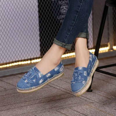 CHANEL Loafers Women--033